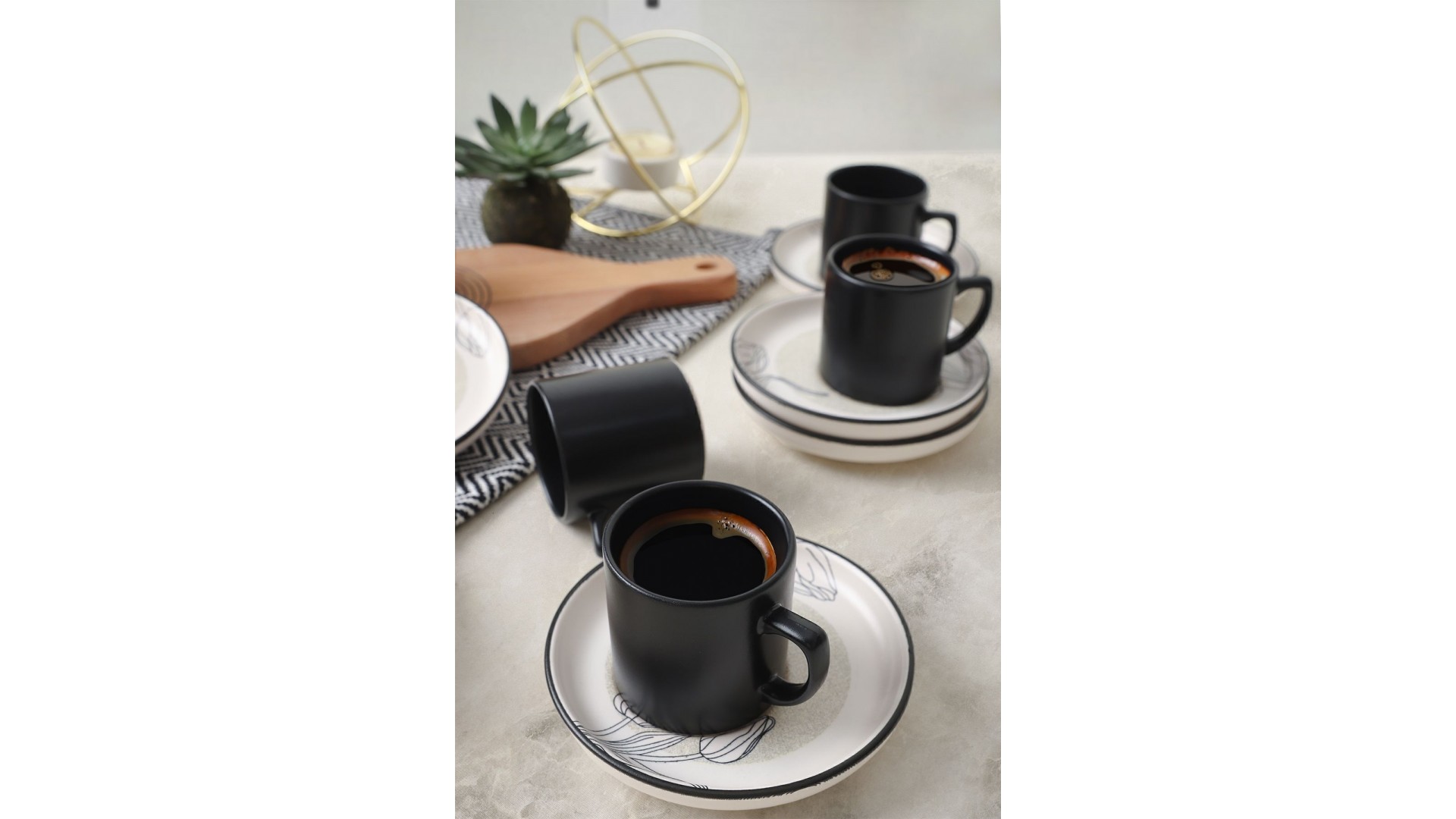 Keraart Shade Flowers Nordic Kahve Takımı 12 Parça 6 Kişilik 21848