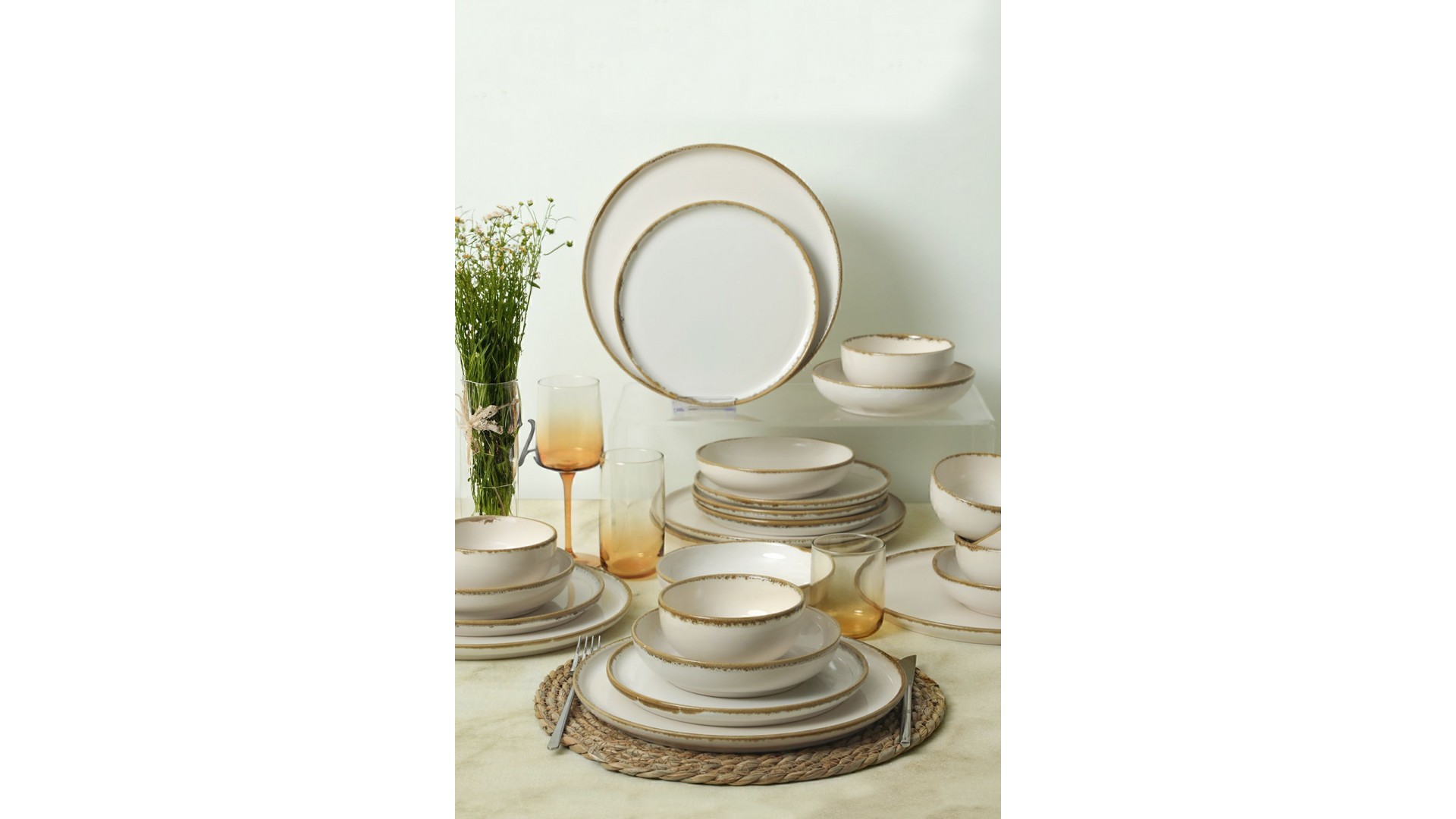 Straw Nordic Yemek Takımı 24 Parça 6 Kişilik