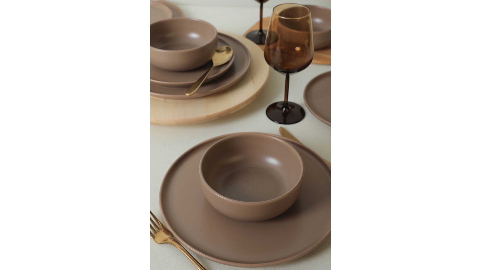 Nordic Mat Toprak Taupe Yemek Takımı 18 Parça 6 Kişilik 977