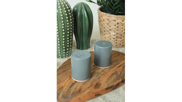 Mat Yeşil Stackable Tuzluk / Biberlik 6 Cm