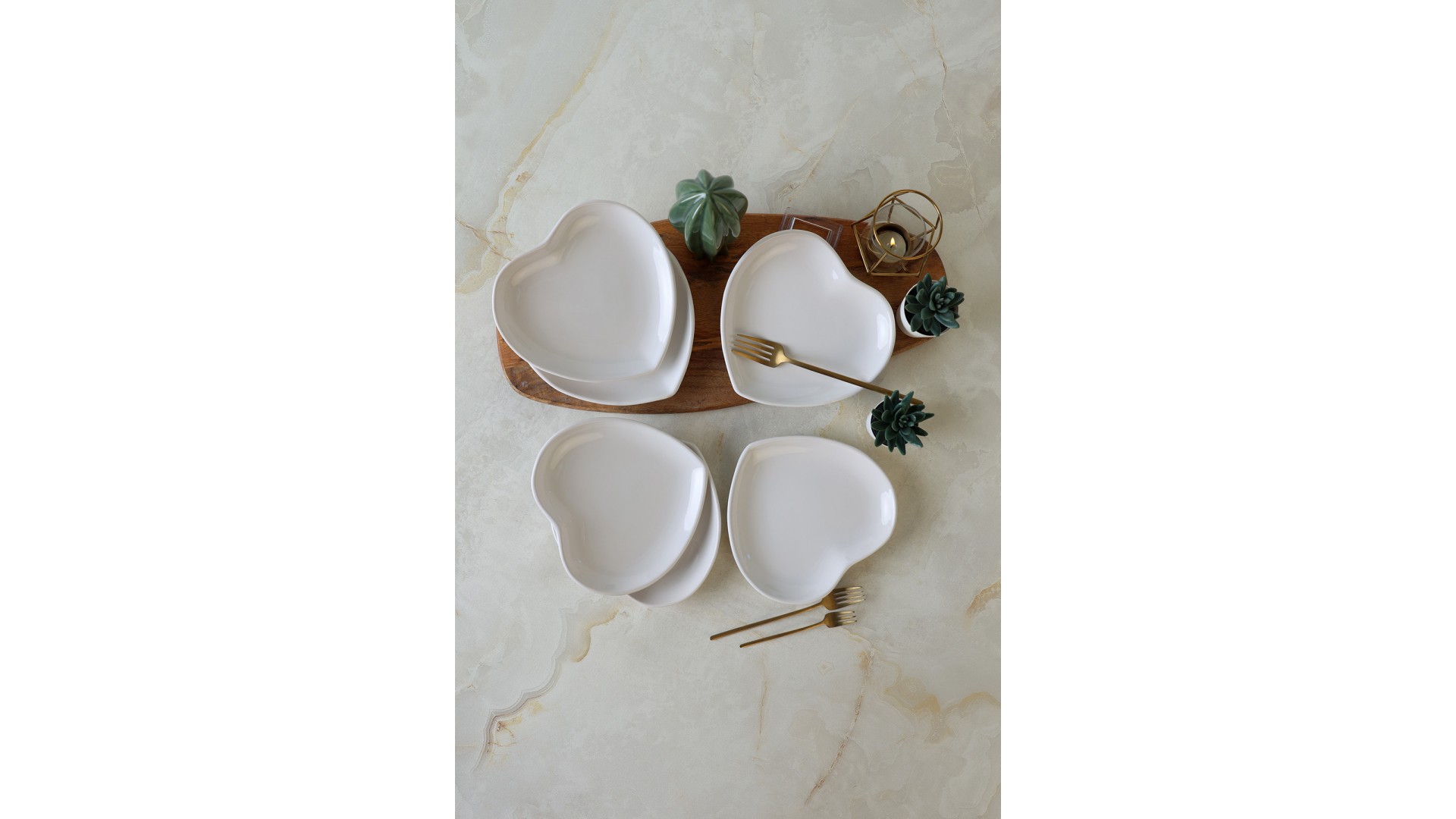 Beyaz Kalp Pasta Tabağı 20 Cm 6 Adet 006