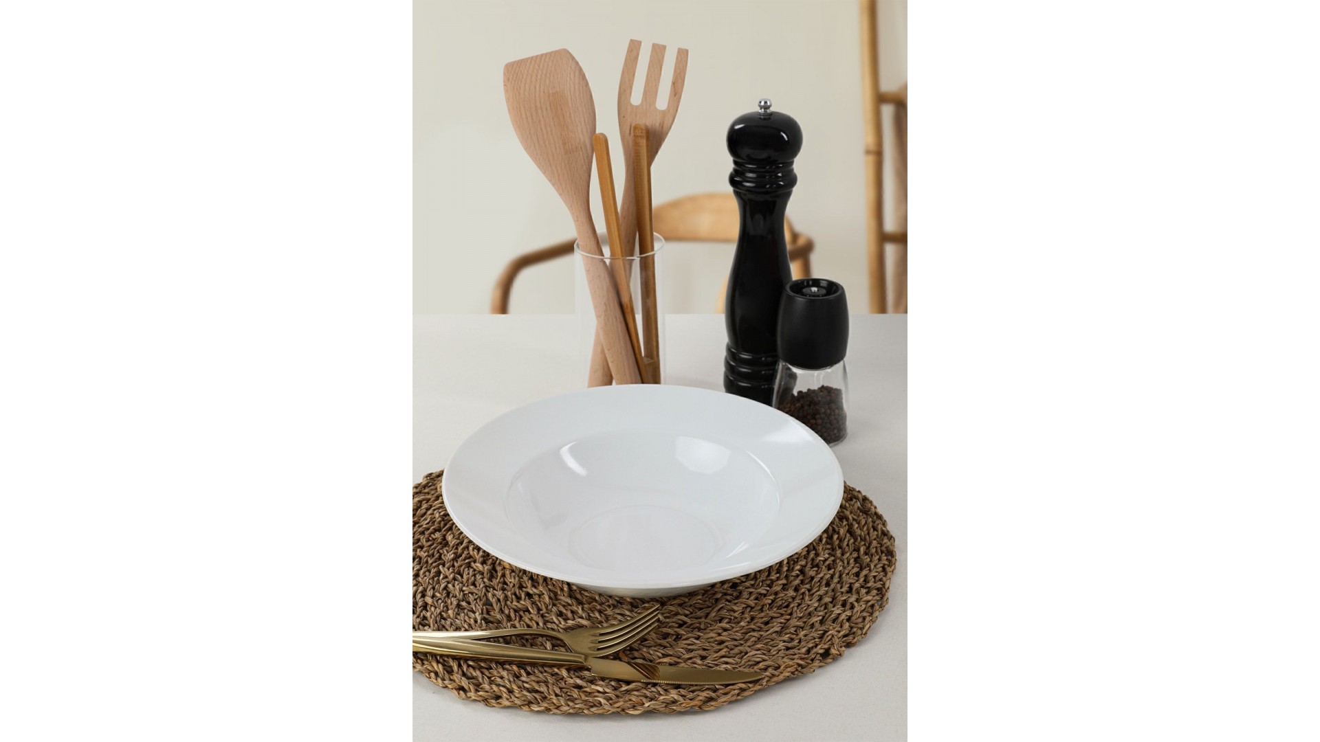 Beyaz Delta Makarna Tabağı 26 Cm