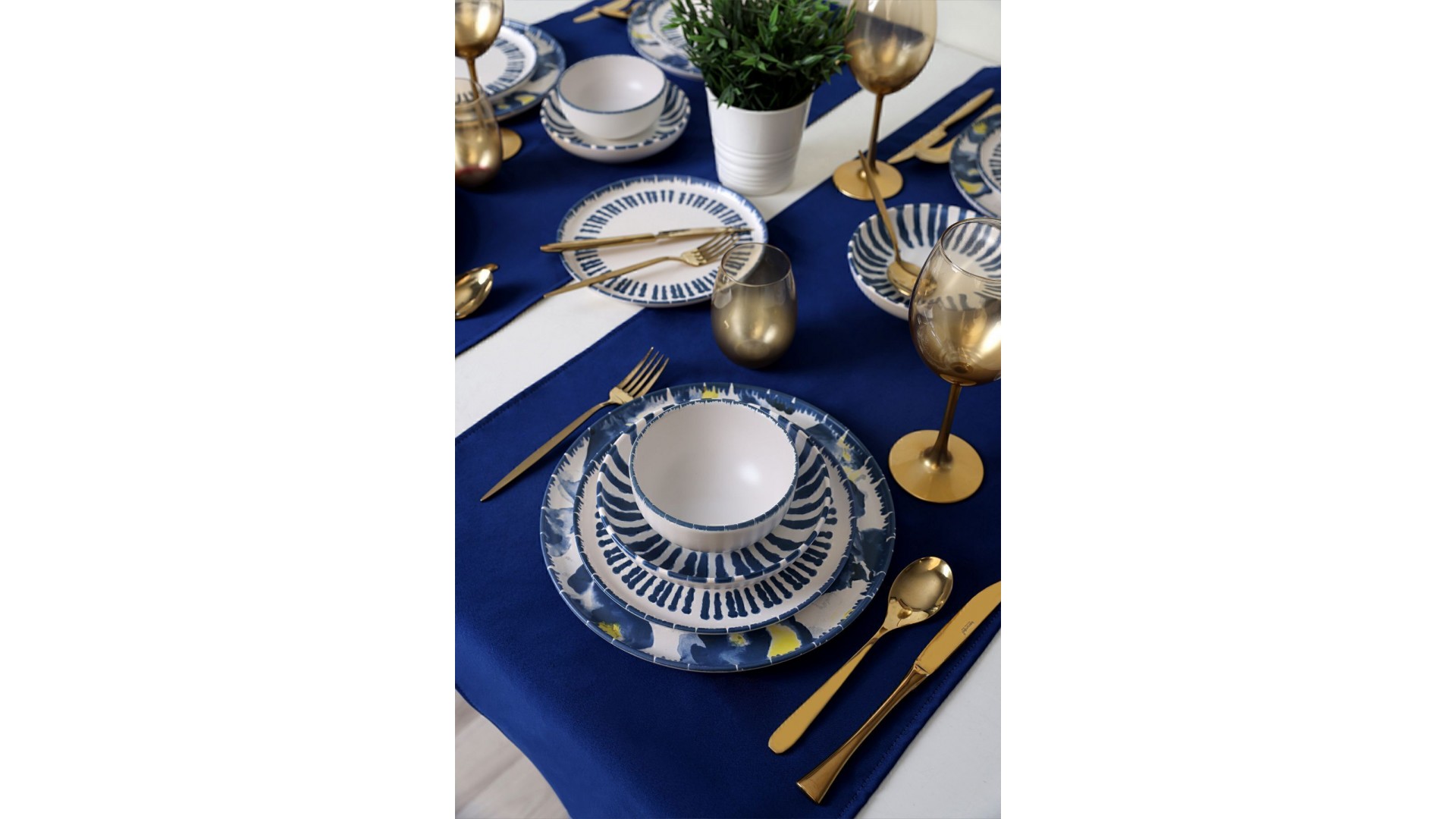 Keraart Azure Yemek Takımı 24 Parça 6 Kişilik 21423-24-25