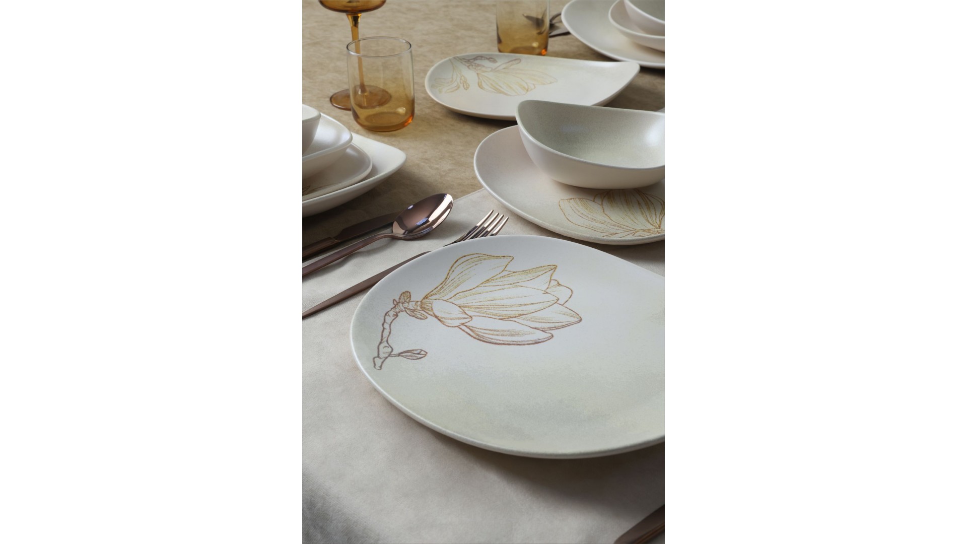 Vintage Bloom Isabella Yemek Takımı 24 Parça 6 Kişilik 22054-55-56-57