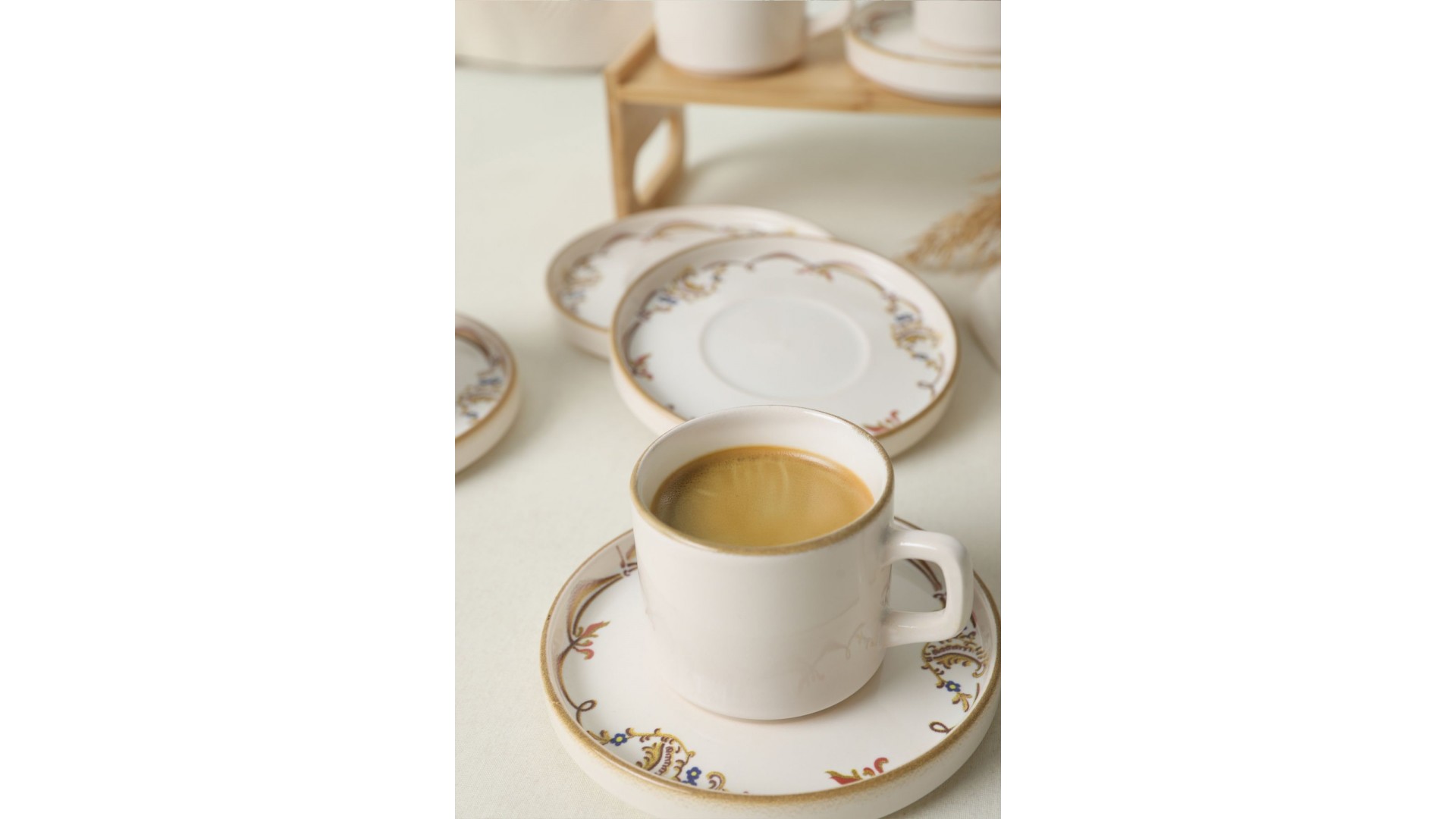 Bronze Bloom  Stackable Çay Takımı 12 Parça 6 Kişilik