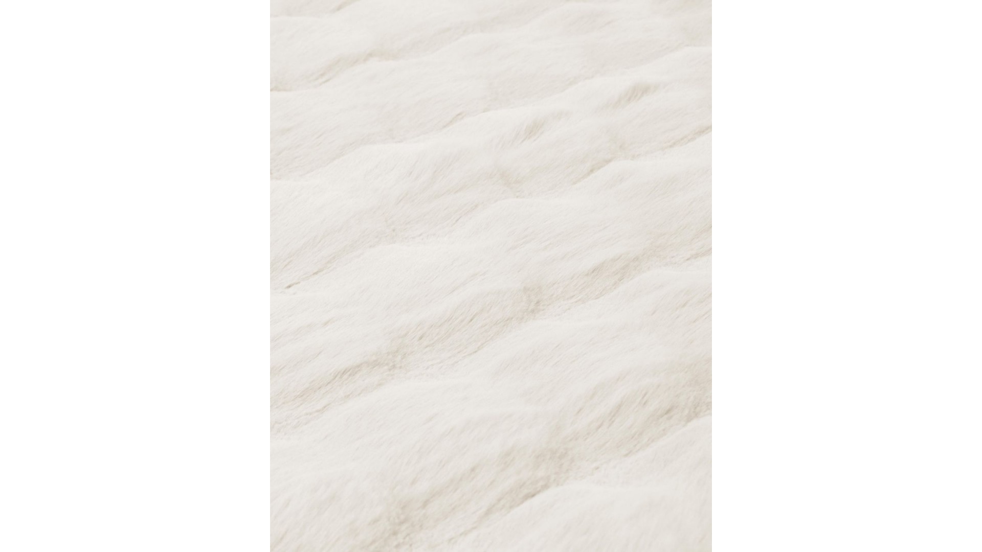 BUBBLE – Krem İthal Tavşan Tüyü Peluş Halı | Model BBL06